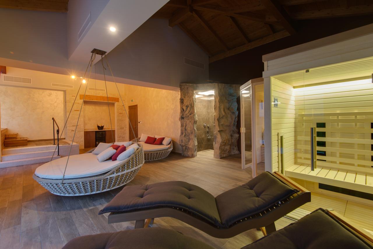 Wine Cattunar Hotel